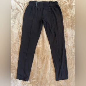 Elegant Black Ankle Pants 14